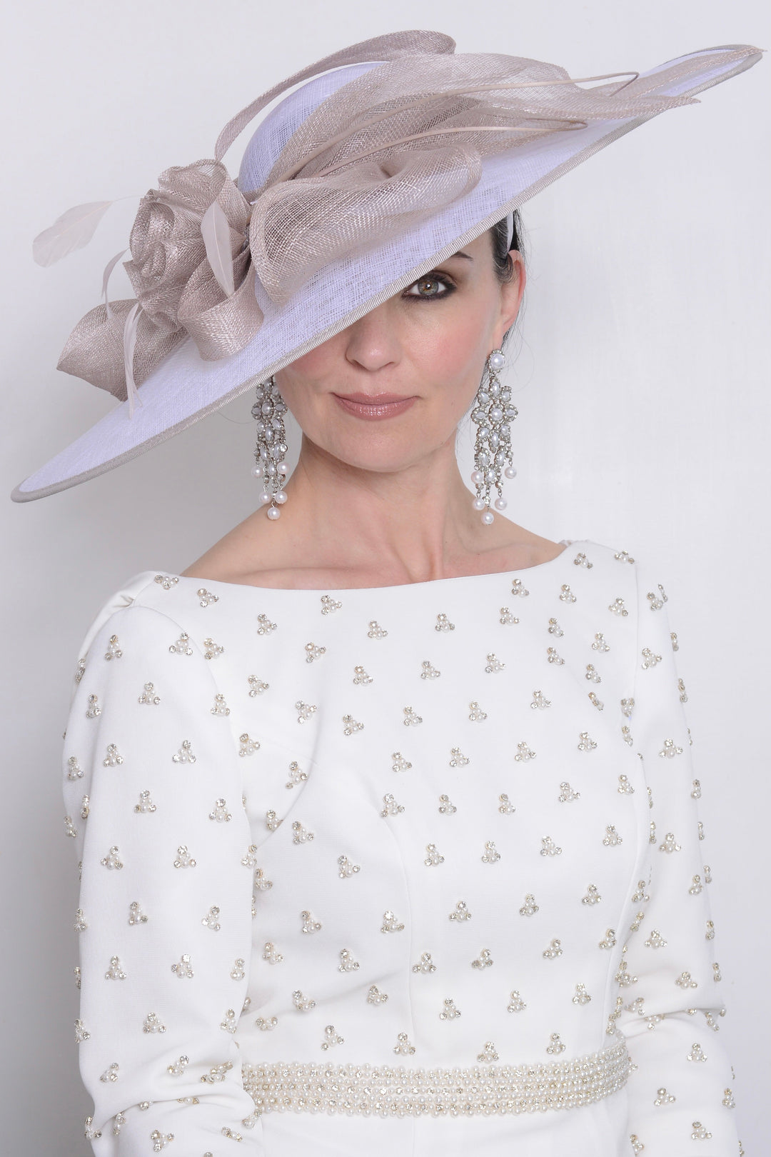 The Niche Collection Hatinator - Style 20089 - Ivory/Taupe