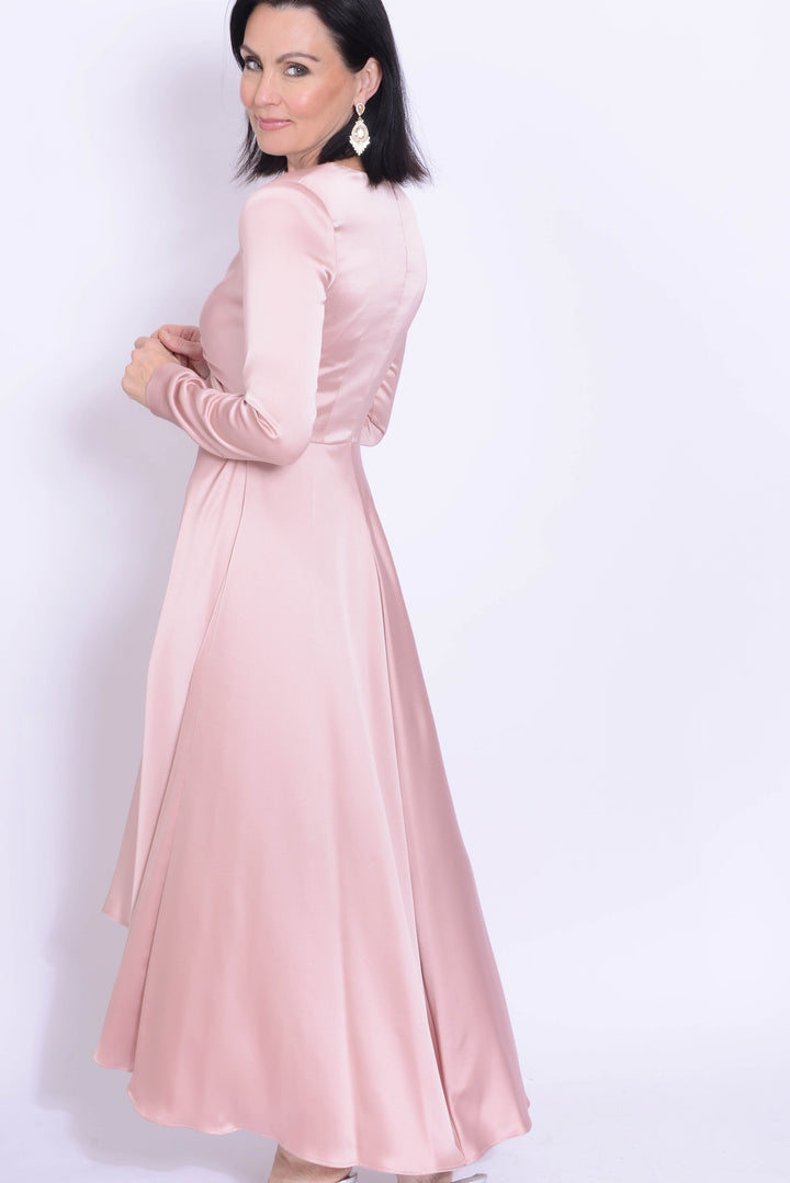Carla Ruiz 98571 Rose