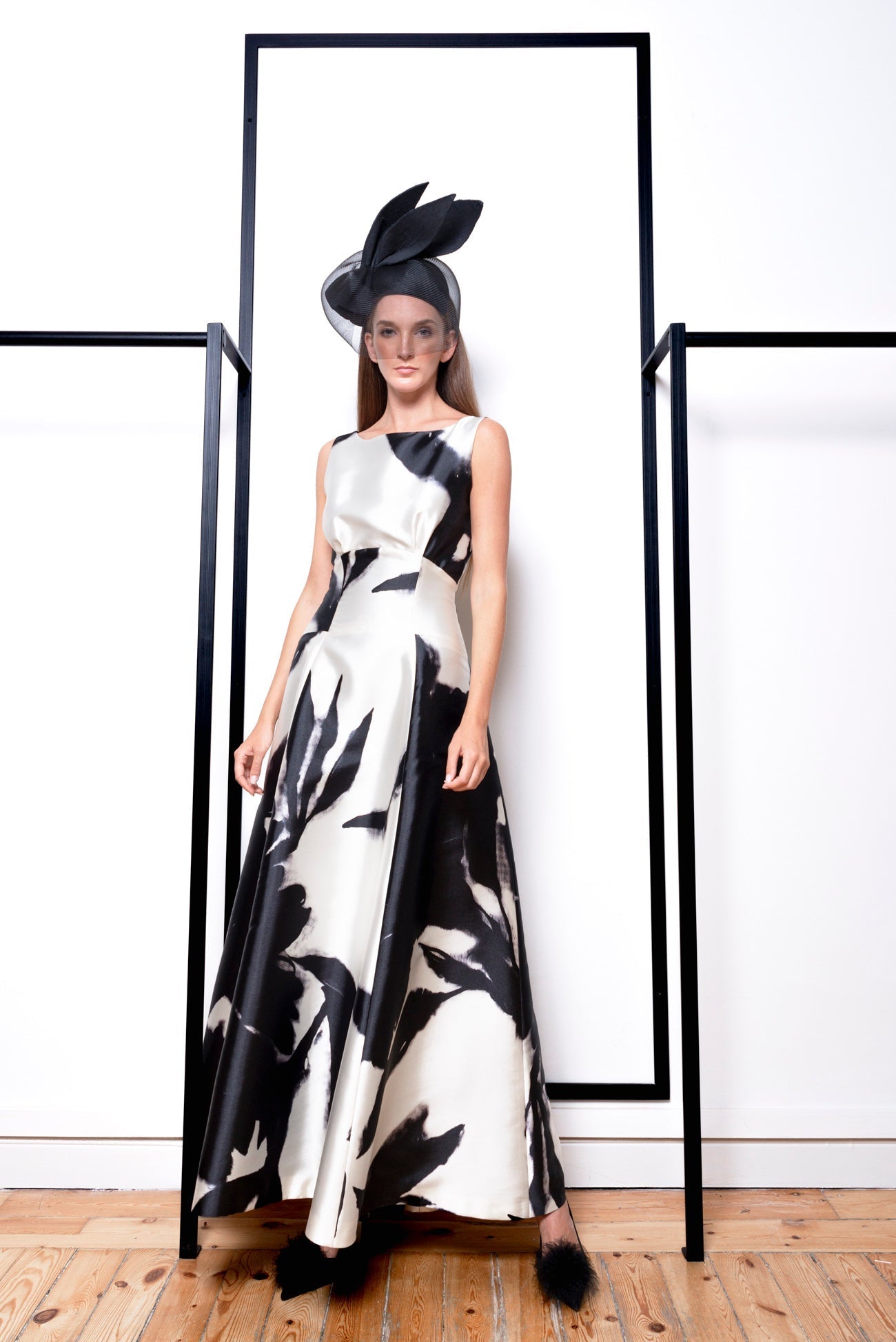 Fely Campo 21317 Black/Ivory – Nigel Rayment Boutique