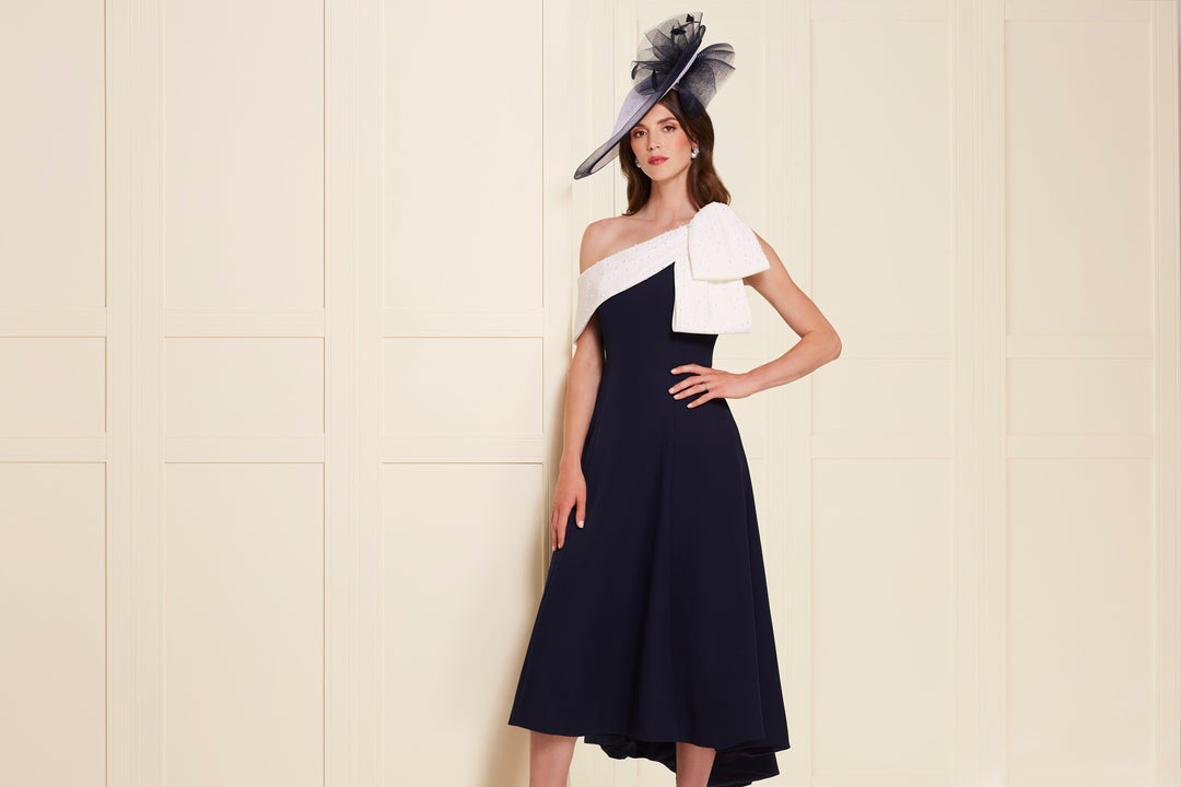 John Charles 29128 Ivory/Navy